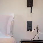 Apartman Gondola & *
