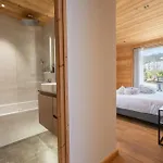 Apartman Gondola & *
